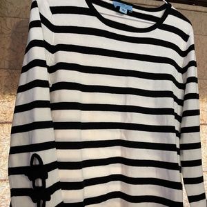Black and White Stripe Summer Sweater, size L